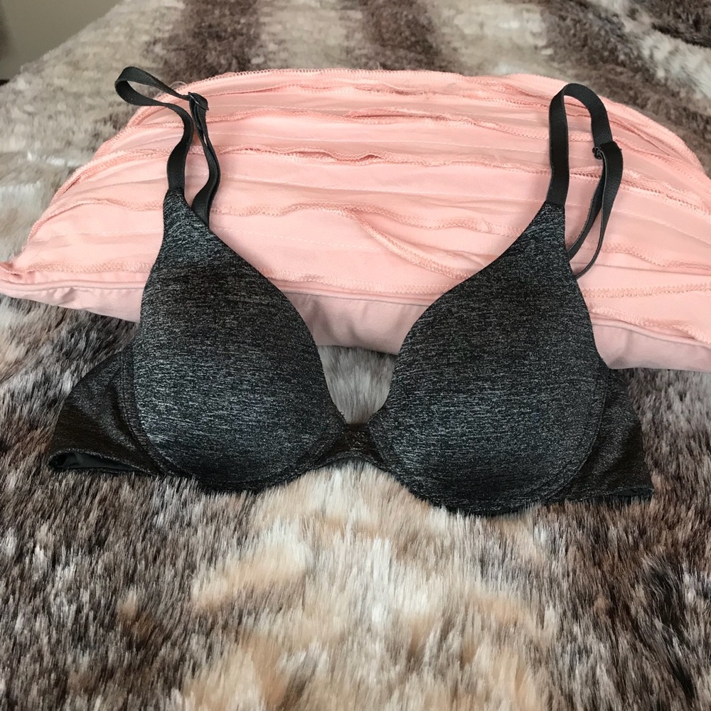 Victoria’s Secret T-Shirt Push Up Bra
